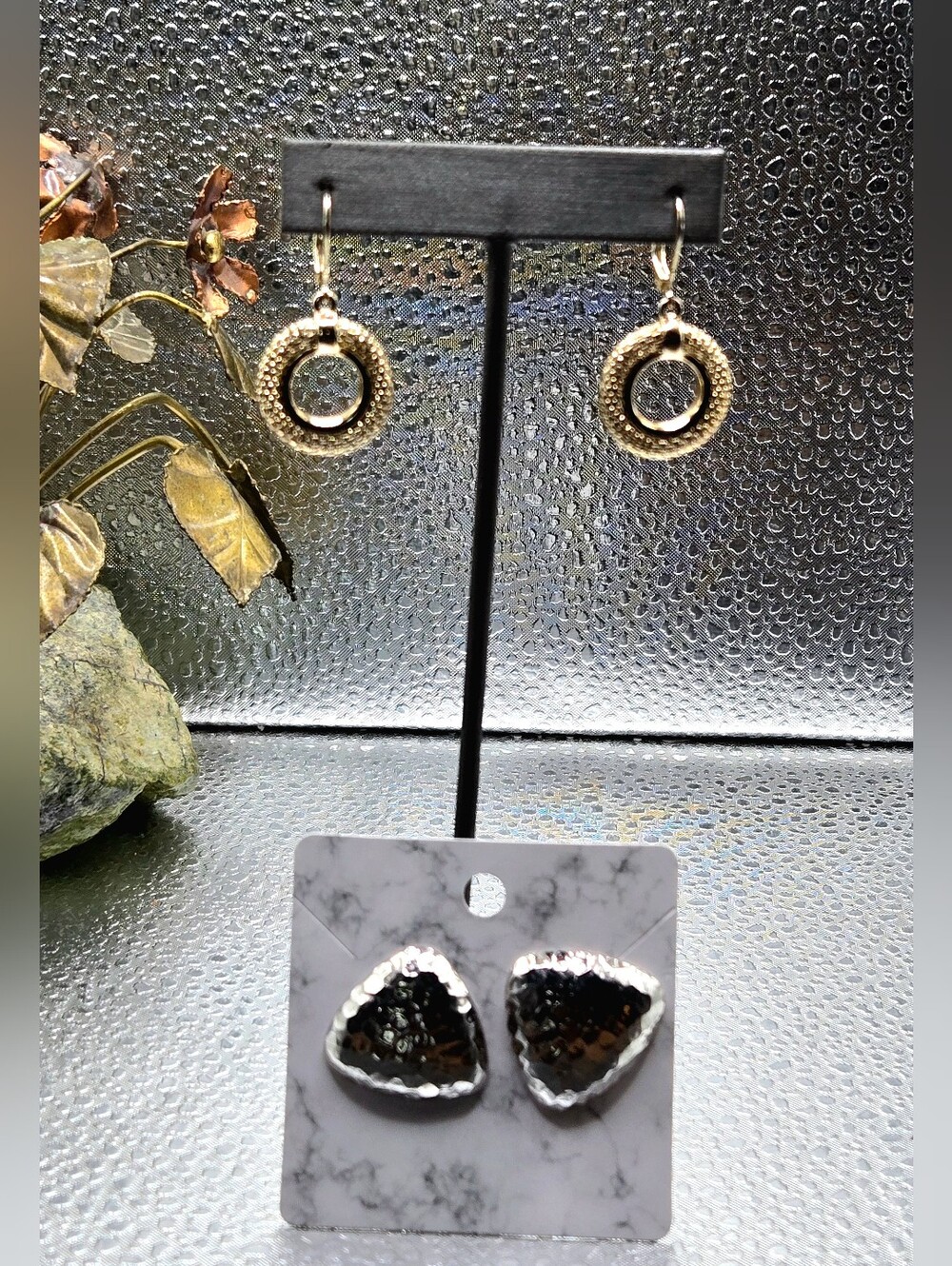 "5/$40" 2 Pairs Earrings Hammered Silvertone/Goldtone Mesh Circle Hoop Leverback
